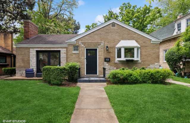 6434 N Leoti Ave photos photos