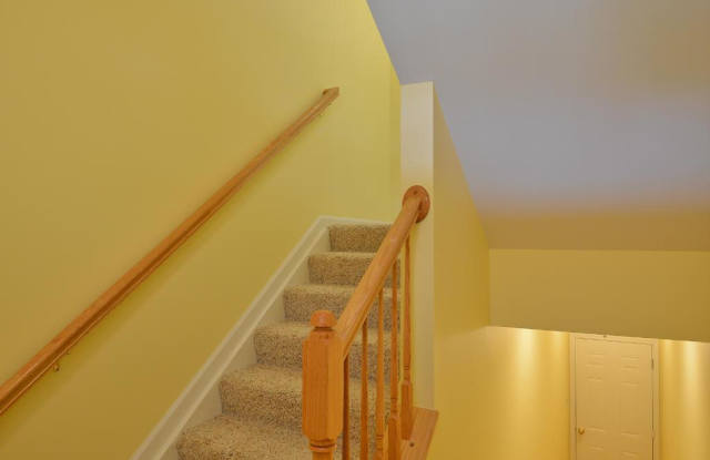 6081 WICKER LANE Gallery 4