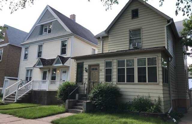 1109 Garnett Place - 1109 Garnett Place, Evanston, IL 60201 1109 Garnett Place - 1109 Garnett Place, Evanston, IL 60201