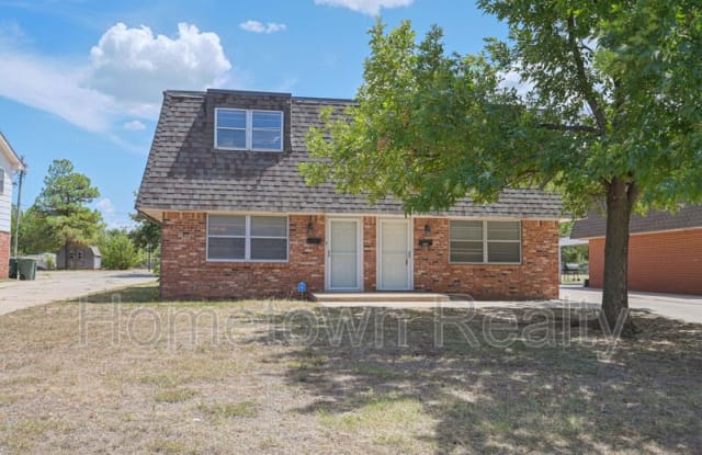 2610 Elwood Drive - 2610 Elwood Drive, Edmond, OK 73013