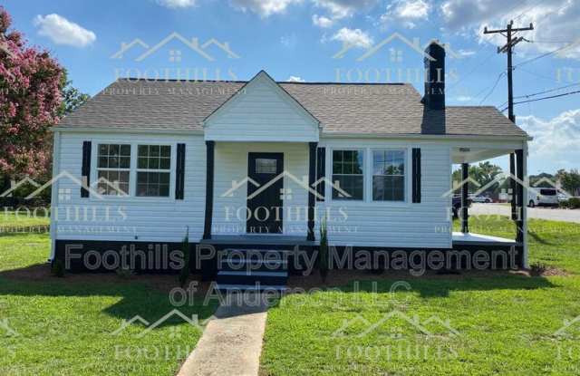 2619 Whitehall Ave photos photos
