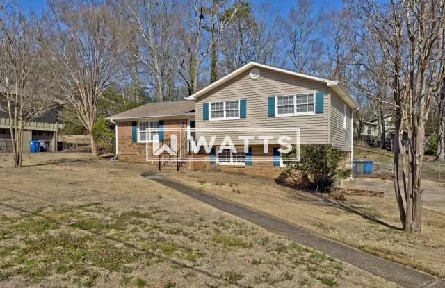 Great 4 Bedroom Split-Level Home in Heart of Hoover - 936 Shady Brook Circle, Hoover, AL 35226