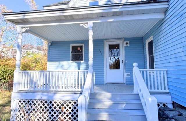 301 Central St photos photos