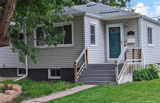 3529 Dunn Avenue photos photos