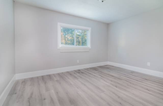 511 Gresham Park Drive - D Gallery 2