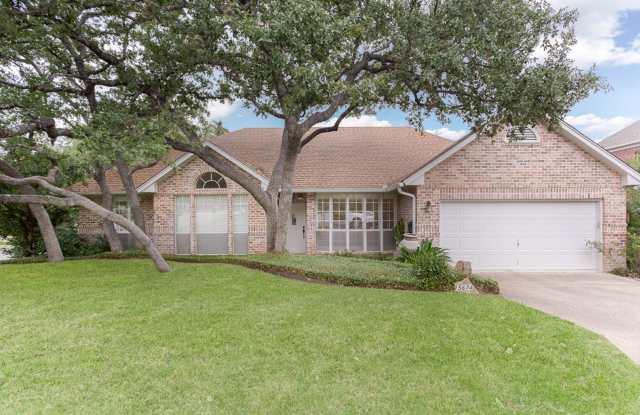 4 Bedrooms 2 Baths photos photos