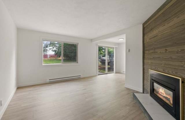 208 West 13th Avenue - 1 photos photos