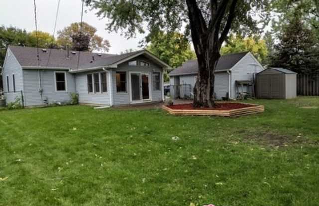6616 Xerxes Avenue S - 6616 Xerxes Avenue South, Edina, MN 55435