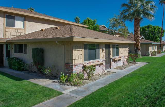 72714 Willow Street Gallery 2