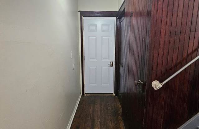 494 Coventry Avenue Gallery 2