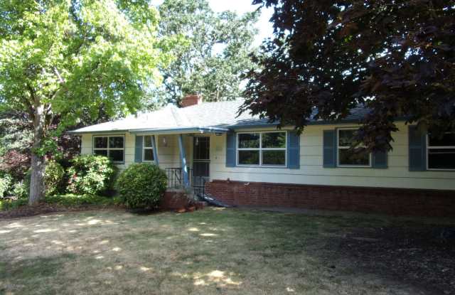 Delightful single level home by the Country Club. photos photos