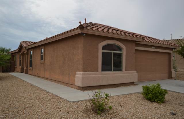 13296 E Coyote Well Drive - 13296 East Coyote Well Drive, Vail, AZ 85641