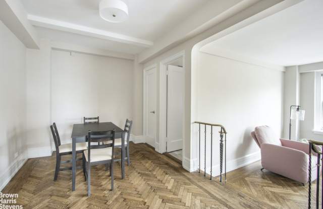 22 Riverside Drive Gallery 3