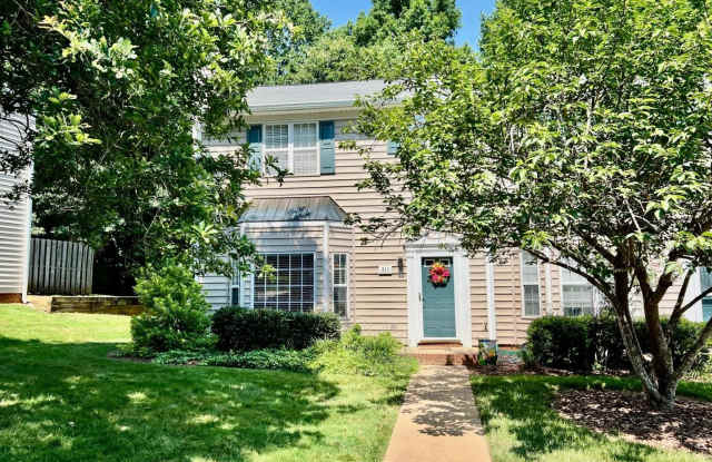 311 Silverberry Court Gallery 2