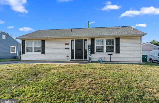 307 ANDOVER ROAD - 307 Andover Road, Fairless Hills, PA 19030