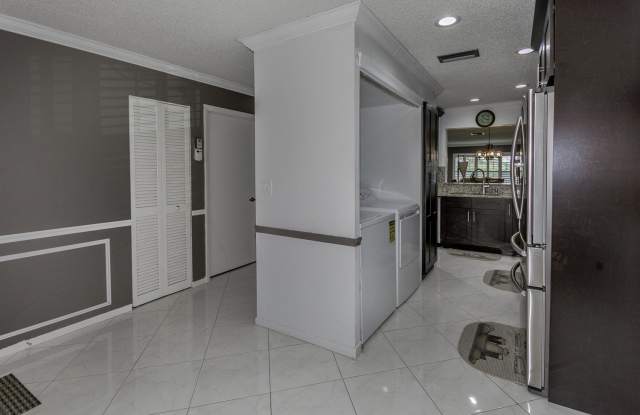 5820 Sugar Palm Court Gallery 4