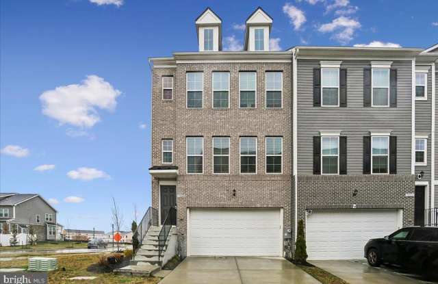 10800 BLANTON WAY photos photos