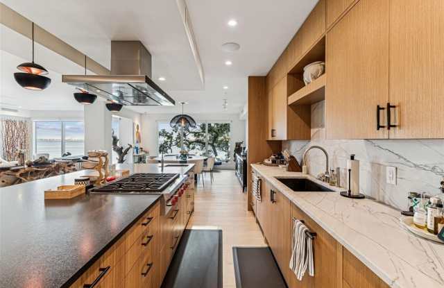 5010 BAYSHORE Boulevard Gallery 4
