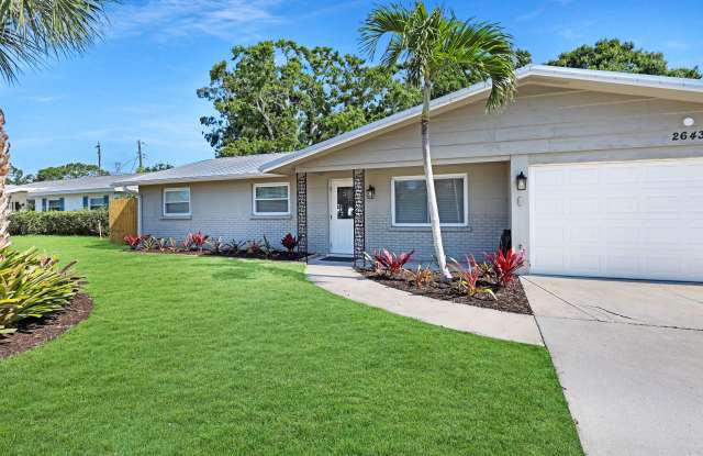 Updated 3 Bed 2 Bath Home On 9000+sf Lot Minutes From Siesta Key Beach!!! photos photos