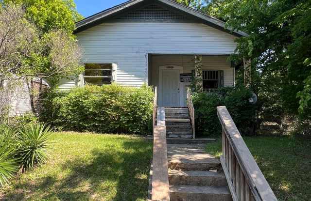 2930 Stonewall St photos photos