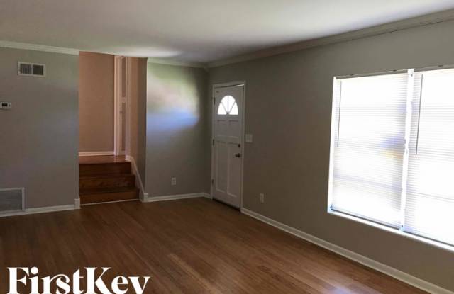 4319 Ish Brant Court West Gallery 3