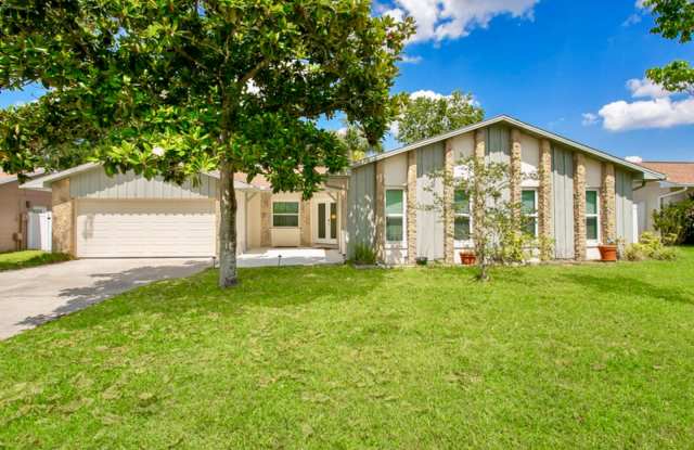 137 Peppertree Dr photos photos