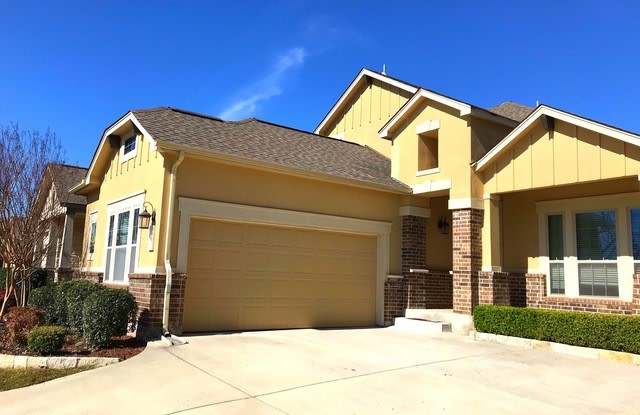 208 Fischer Dr - 208 Fischer Drive, Boerne, TX 78006