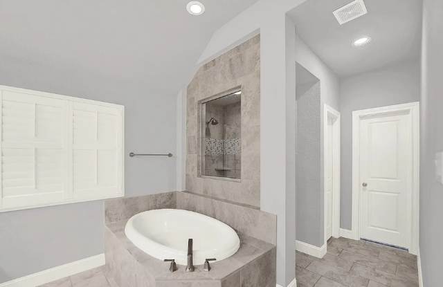 28726 Front Gate Gallery 4