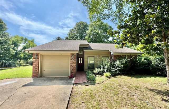 2722  E Coy Kaylor  DR photos photos