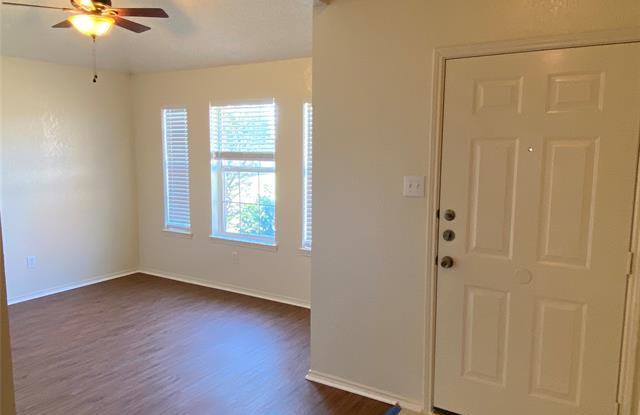 832 Beaver Creek Drive Gallery 2