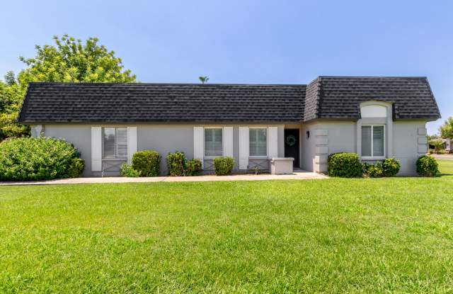 Spacious 2 Bed, 2 Bath Woodland Park Townhome photos photos
