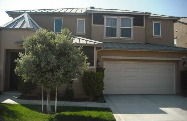 Move near the Beach into this spacious 5 bedroom home photos photos