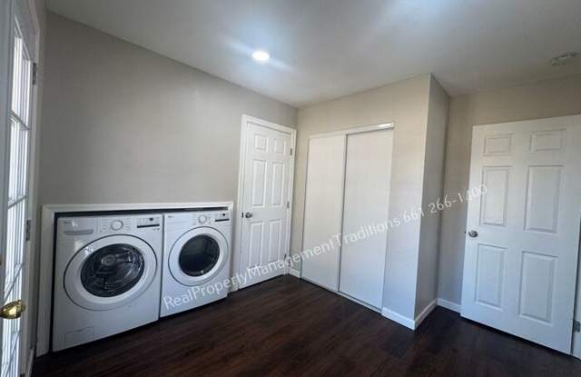 36420 Sierra Highway Gallery 4