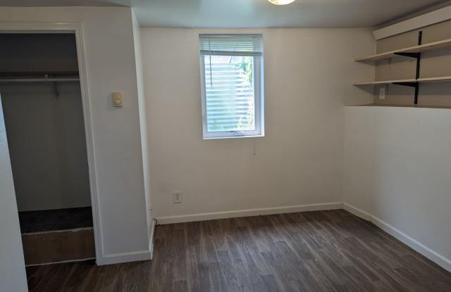 $950 - 1 Bedroom 1 Bath Duplex - Newly Remodeled, Less than 1 Mile to South Dakota School of Mines! Gallery 2