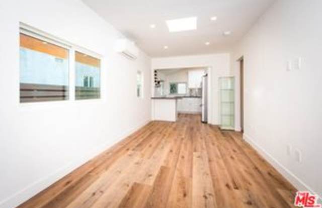 2341 Beach Avenue Gallery 3