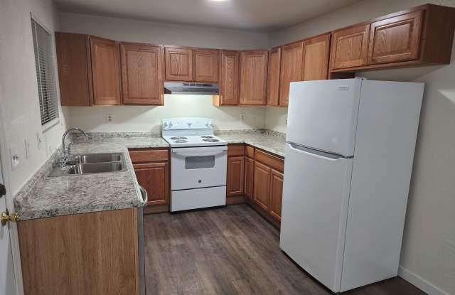 3247 1/2 White Avenue - 4 photos photos