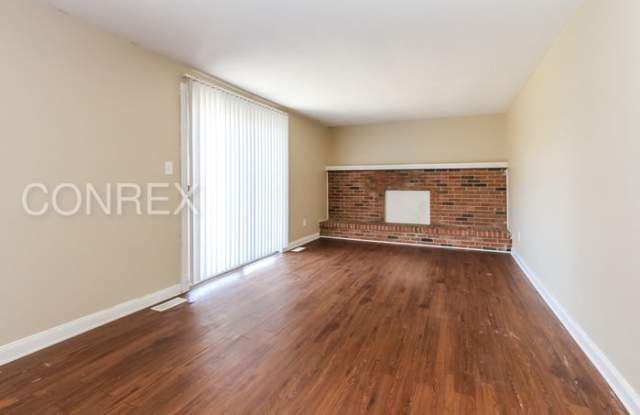 2840 Pawnee Drive Gallery 4