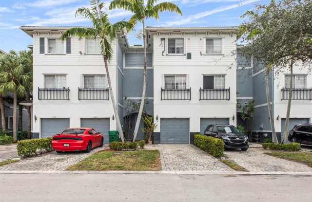 1425 NW 36th Way photos photos