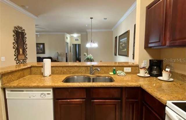 1370 TUSCANA LANE Gallery 4