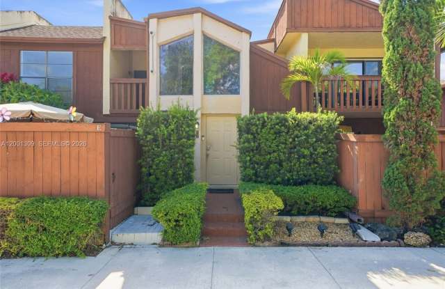 6704 SW 114th Pl photos photos