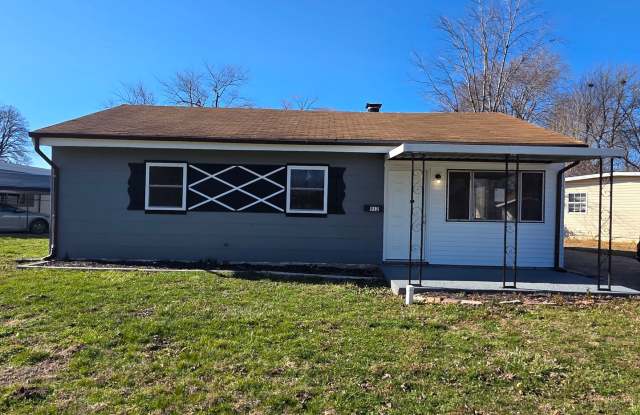 LIMITED TIME**NO APPLICATION FEE**1/2 OFF DEPOSIT** photos photos