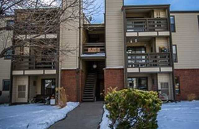 499 Wright St #302 Gallery 2