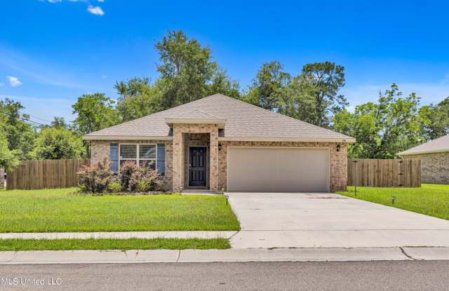 100 Rosie Drive photos photos