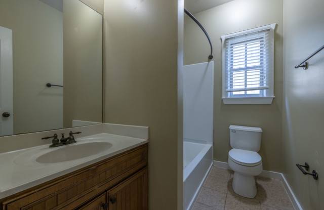 Quiet Apartment 2 Miles from Campus! photos photos Quiet Apartment 2 Miles from Campus! photos photos