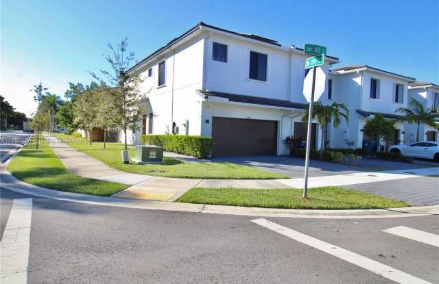 23380 SW 110th Ct photos photos