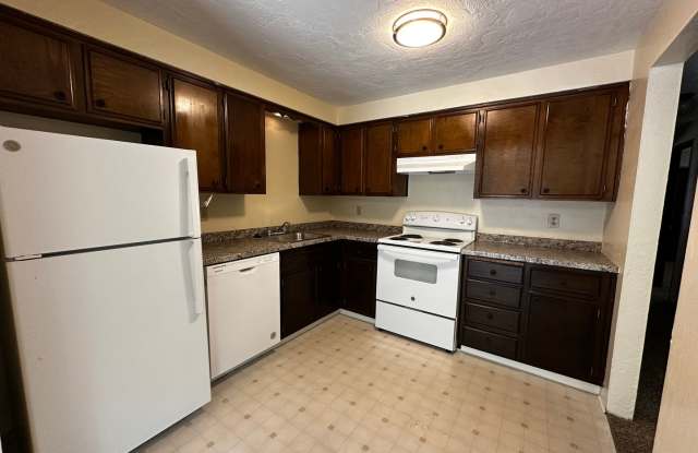 Nice & Clean 3 Bedroom Unit Of A Dupelx Gallery 4