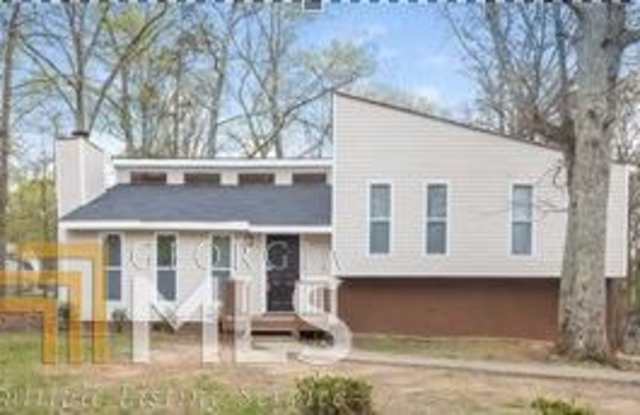 5867 W Amalfi Way - 5867 West Amalfi Way, Douglas County, GA 30135