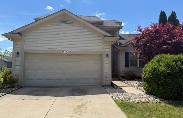 Large 2 Story home with 3 Bedrooms, 2.5 baths, hardwood floors, office and finished basement photos photos