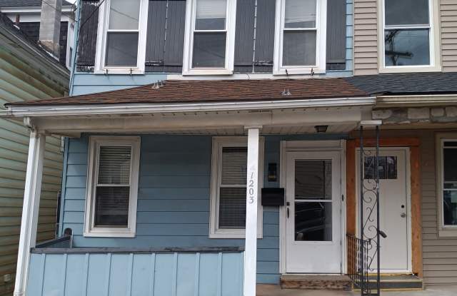 1203 Jackson Street - 1203 Jackson Street, Easton, PA 18042