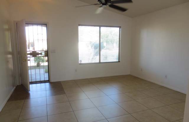 6541 W Chickasaw St Gallery 2